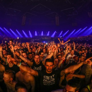 Reverze - Illumination | Official 2015 Pictures
