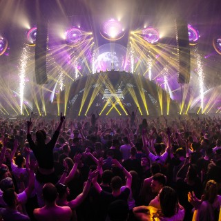 Reverze - Power of Perception by Rutger Geerling