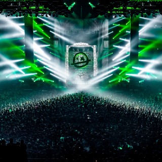 Reverze - Wake of the Warrior by Philippe Wuyts