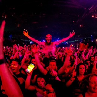 Reverze - Wake of the Warrior by Philippe Wuyts