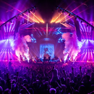 Reverze - Wake of the Warrior by Rossumedia