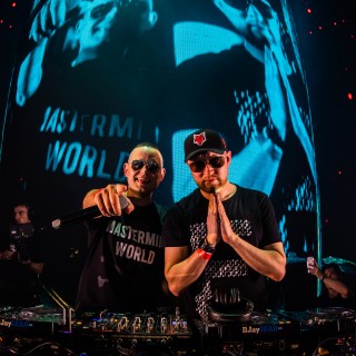 Reverze - Wake of the Warrior by Rossumedia