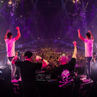 Reverze - Wake of the Warrior by Rossumedia