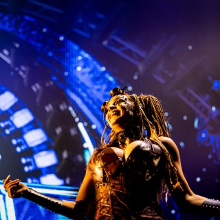 Reverze - Time Will Tell by Philippe Wuyts