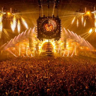 Reverze - Time Will Tell by Philippe Wuyts