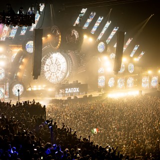 Reverze - Time Will Tell by Philippe Wuyts