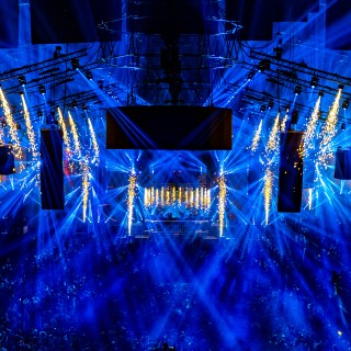 Reverze - Synergy by Wendy Wauters